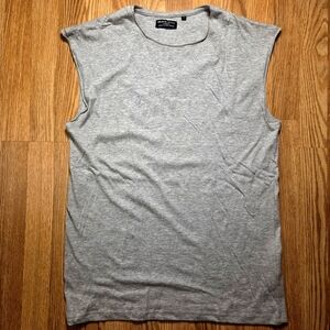 Gray Sleeveless Men's Shirt